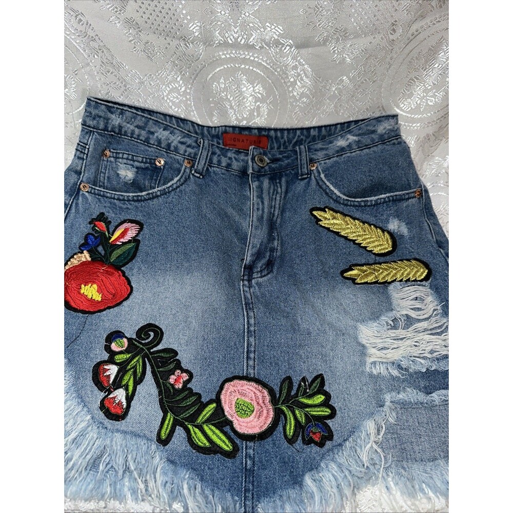 Signature8 Denim Skirt Size Medium
